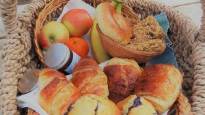 Breakfast Trennicks Guest House 02